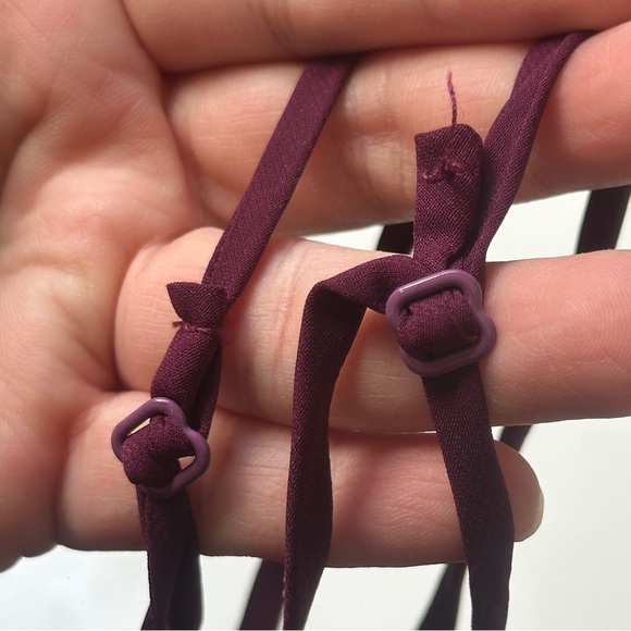 Sam Edelman Velvet Romper Size Large - Burgundy - Picture 12 of 14